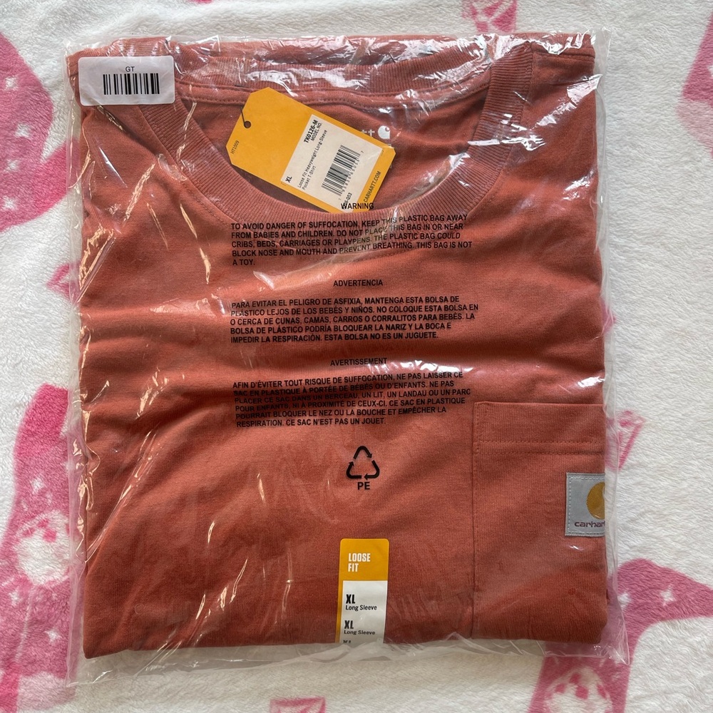 Carhartt Loose Fit Heavy-Weight Long-Sleeve Pocket T-shirt.